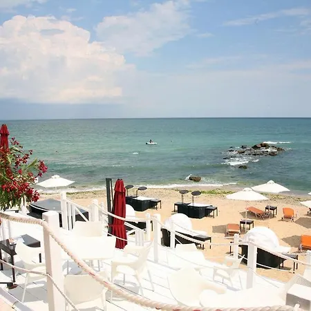 La מלון דירות גולדן סנדס