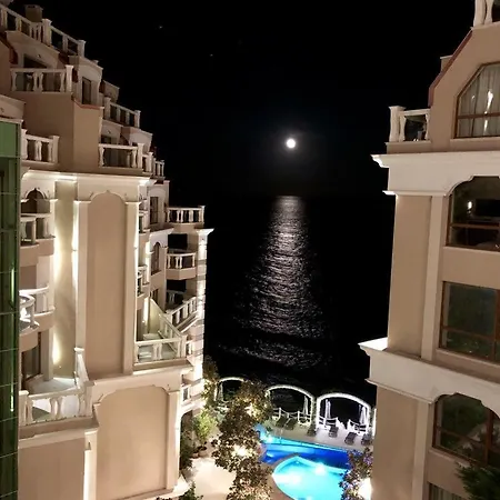 מלון דירות La גולדן סנדס