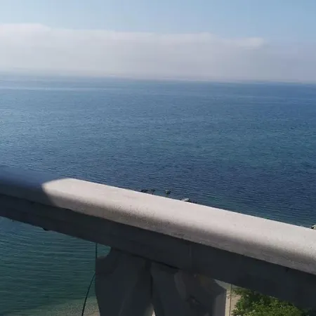 La מלון דירות