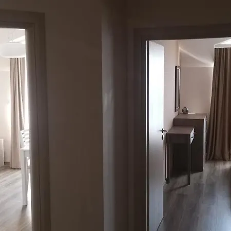 公寓式酒店 La 5*