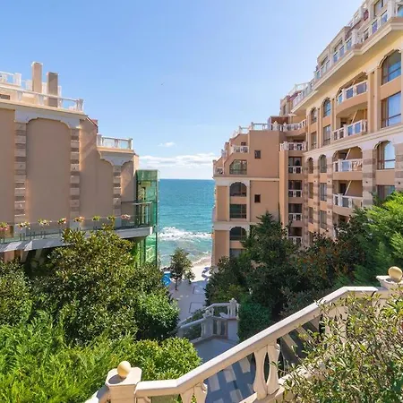 La Hotel apartamentowy