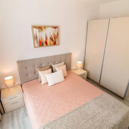 La Hotel apartamentowy Złote Piaski