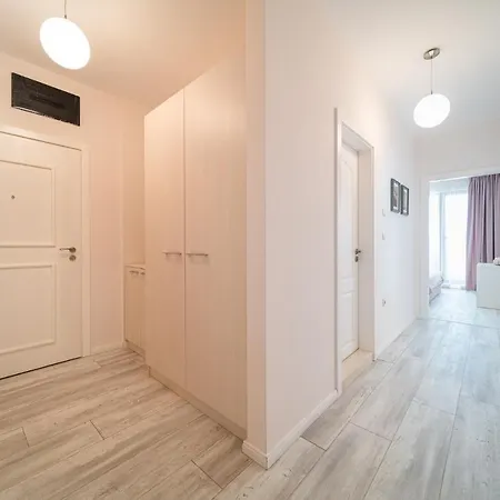 La Hotel apartamentowy 4*