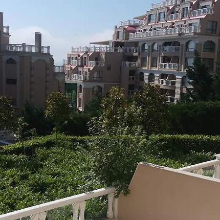 La Hotel apartamentowy 4*