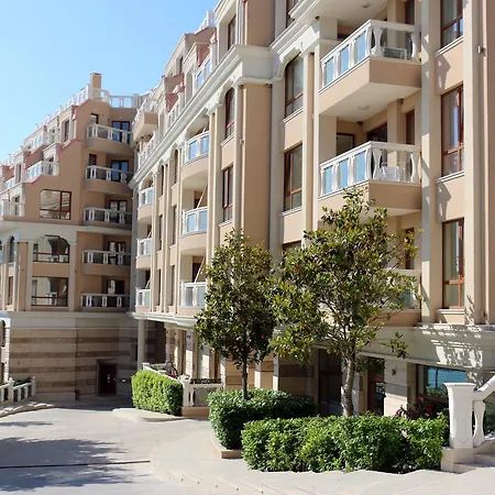 La Hotel apartamentowy