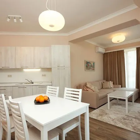 La Hotel apartamentowy 4*